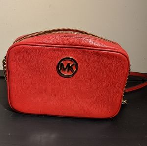 Michael Kors MK Red Gold Fulton Large Pebbled Leather Crossbody Camera Bag Purse